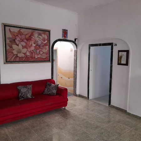 Tita'S Airport Hotel Kartagena Zewnętrze zdjęcie