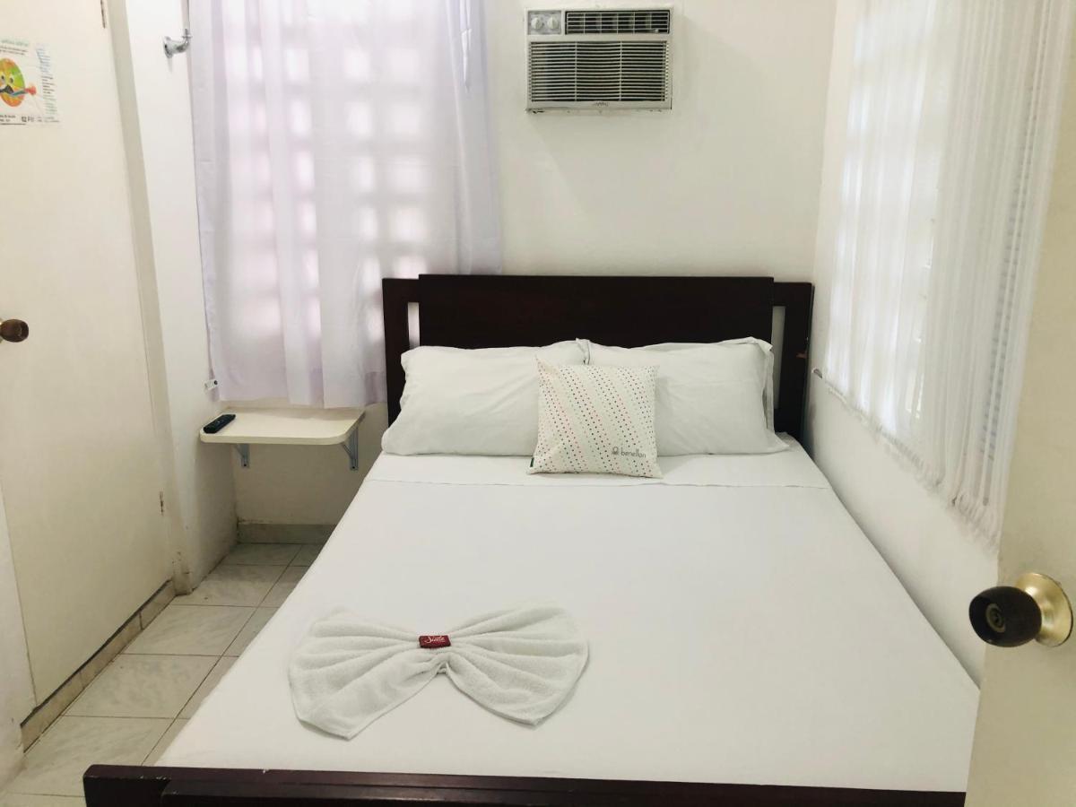 Tita'S Airport Hotel Kartagena Zewnętrze zdjęcie